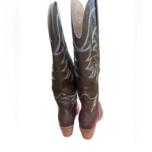 Women's Brown Mid Calf Embroidered Western Boots Snip Toe Chunky Heel PullOn 9.5 - Picture 4 of 8